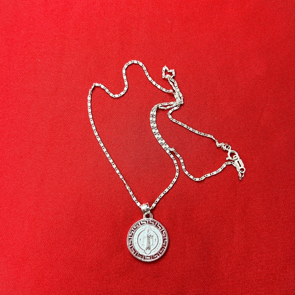925‎ Sterling Silver St Benedict Catholic Medal and chain necklace